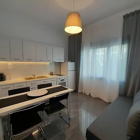 D4 Luxury Volos